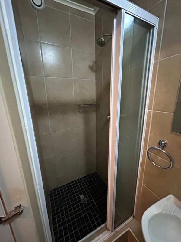 Randburg 2 Beds Apartment - Image 6